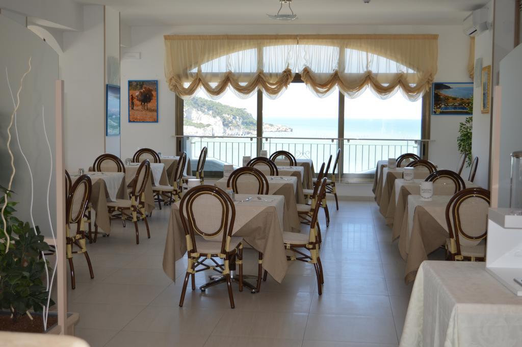Hotel Incanto Peschici Bagian luar foto