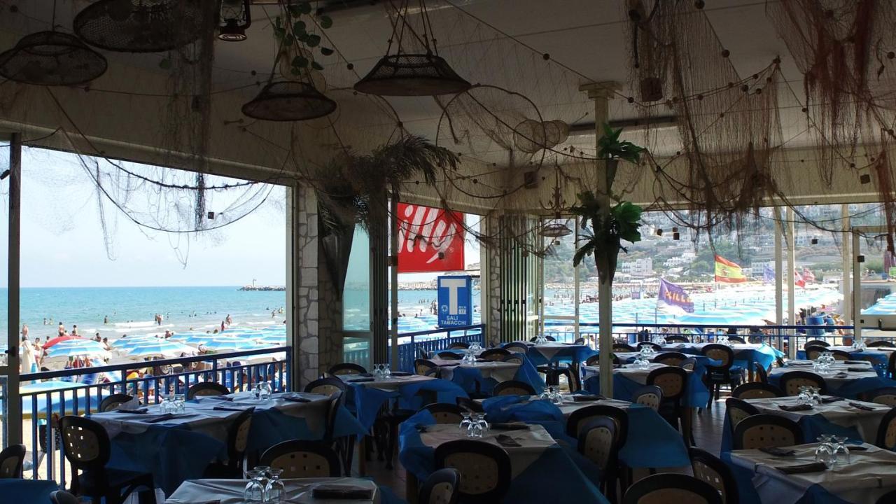 Hotel Incanto Peschici Bagian luar foto